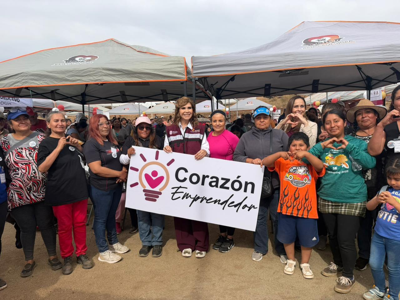 el Sistema DIF Estatal llevó a cabo una Jornada de Servicios “Latiendo en tu Comunidad” en la colonia Nueva España del puerto de Ensenada.